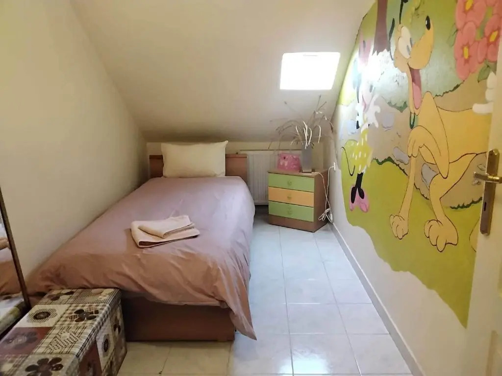 Mina's Apartment