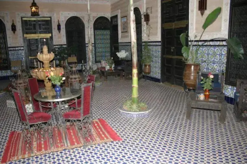 Riad Lalla Khiti