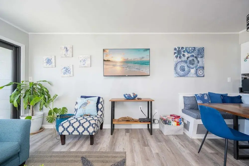Regatta Condominiums 106B