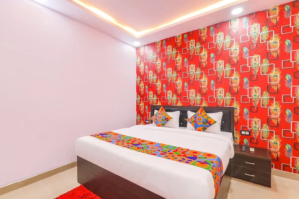 Hotel O Paras