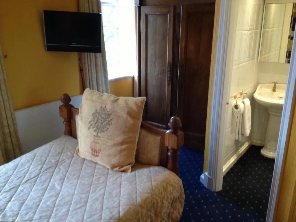 Ty Newydd Country Hotel