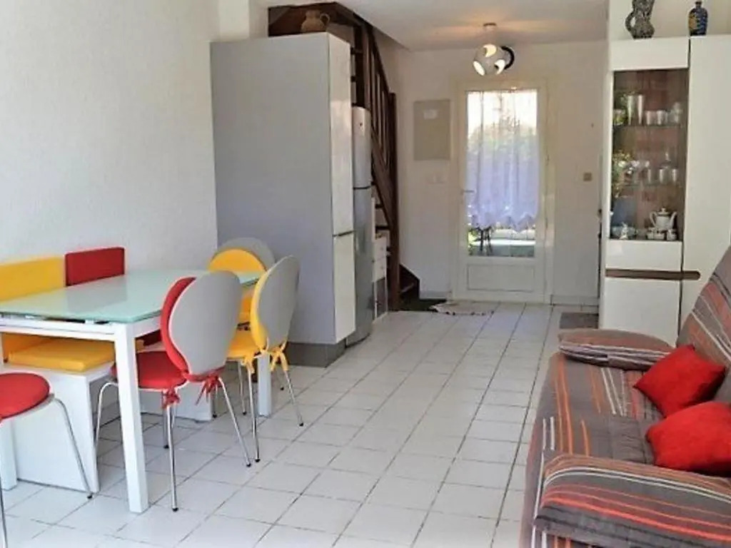 Maison Le Lavandou, 2 pièces, 6 personnes - FR-1-251-156