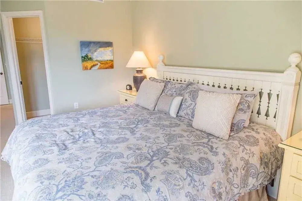 Windsor Place 303 by RedAwning