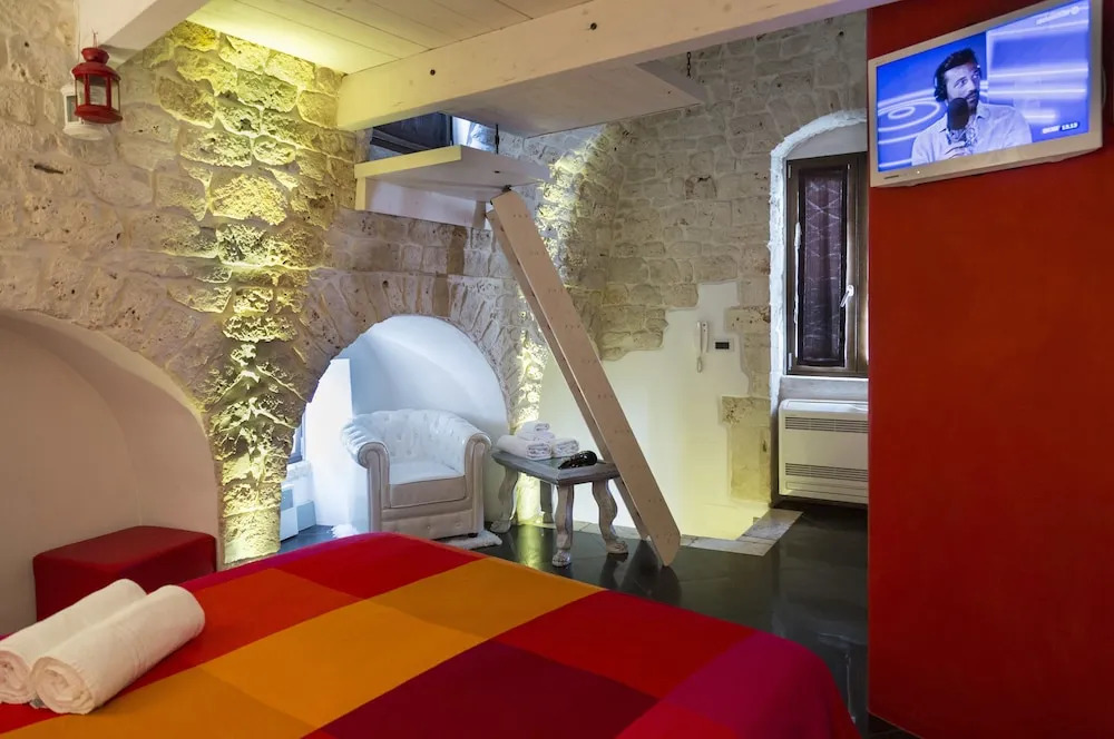 LAngolo di Gaudì, casa Milà