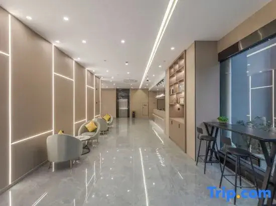 Qingteng Yisu Hotel (Yuyao Xingzheng Service Center)