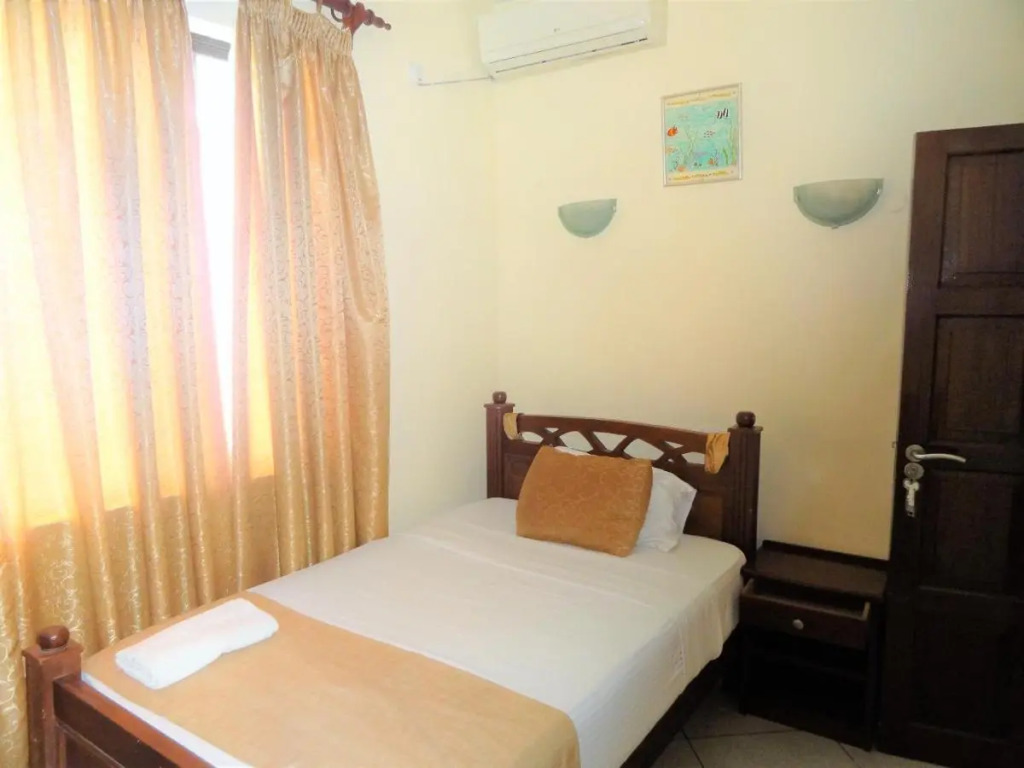 Regency Park Hotel