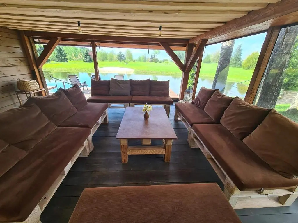 Storių sodyba