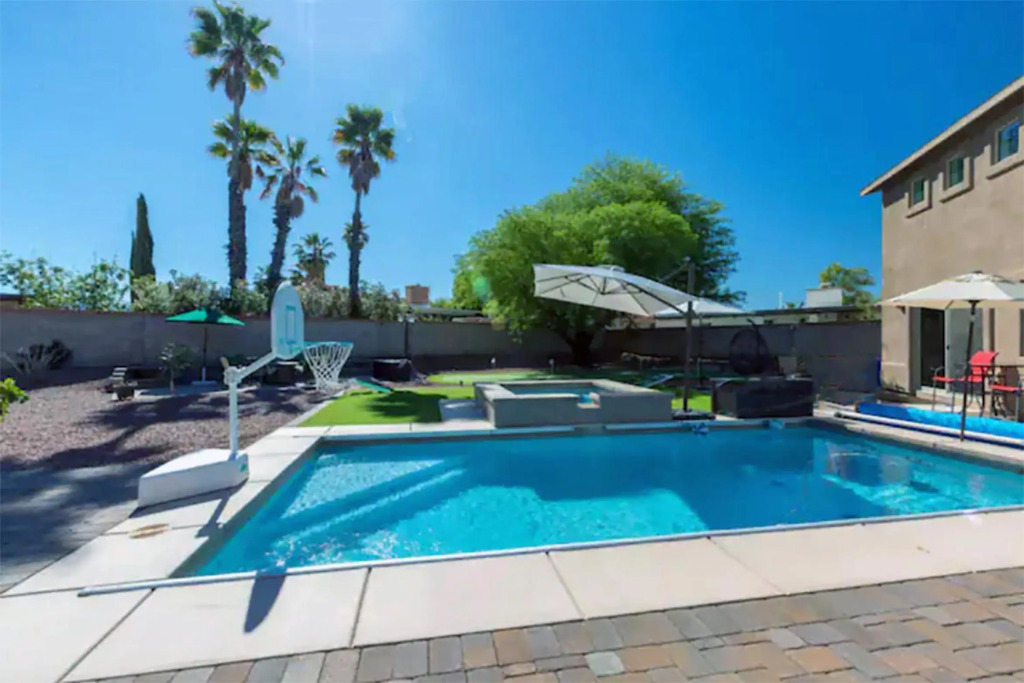 Family Fun Vacation, Heated Pool, Gameroom, Sauna