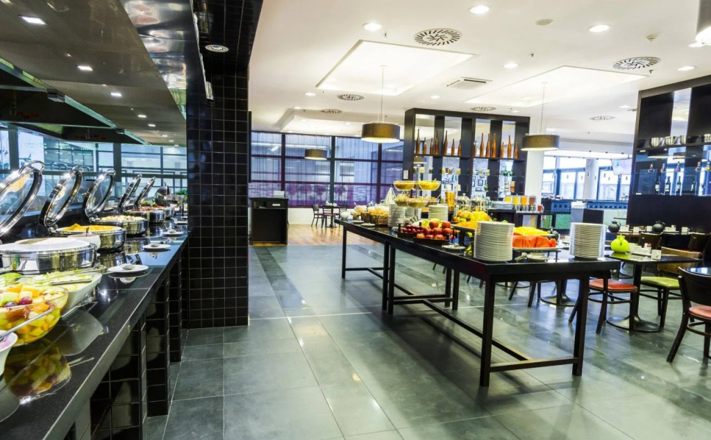 Courtyard by Marriott Prague Airport