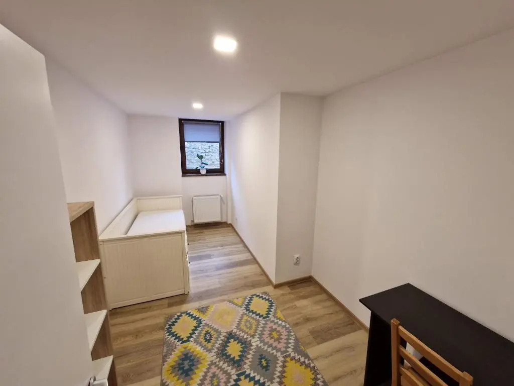 GIRO Guest House