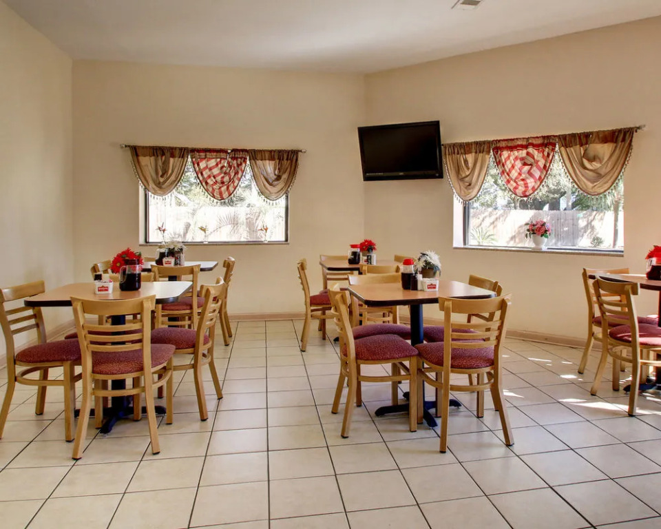 Econo Lodge Biloxi Beach North