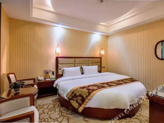 Gold Silver Dragon Hotel