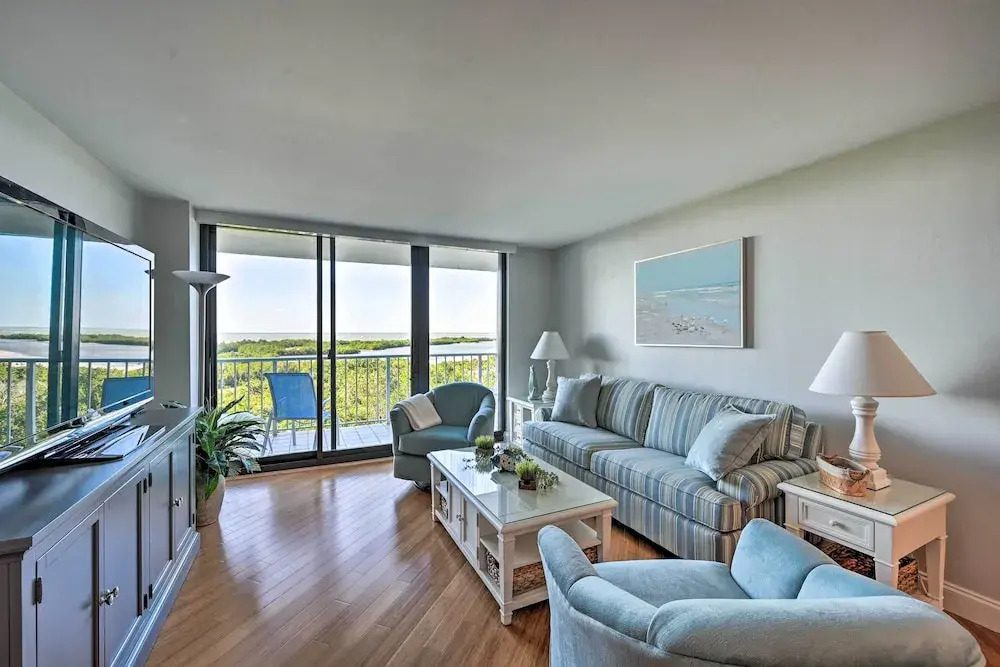 Resort-style Condo w/ Pool, Gym, Tennis + More!