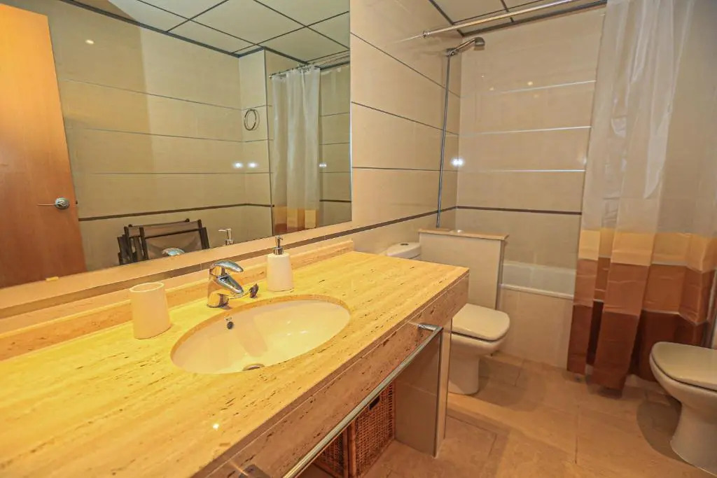 LITORAL COSTA DORADA - DI MARE Only families