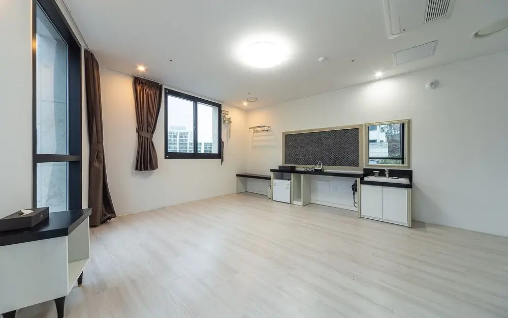Yeosu Hotel (SOO)