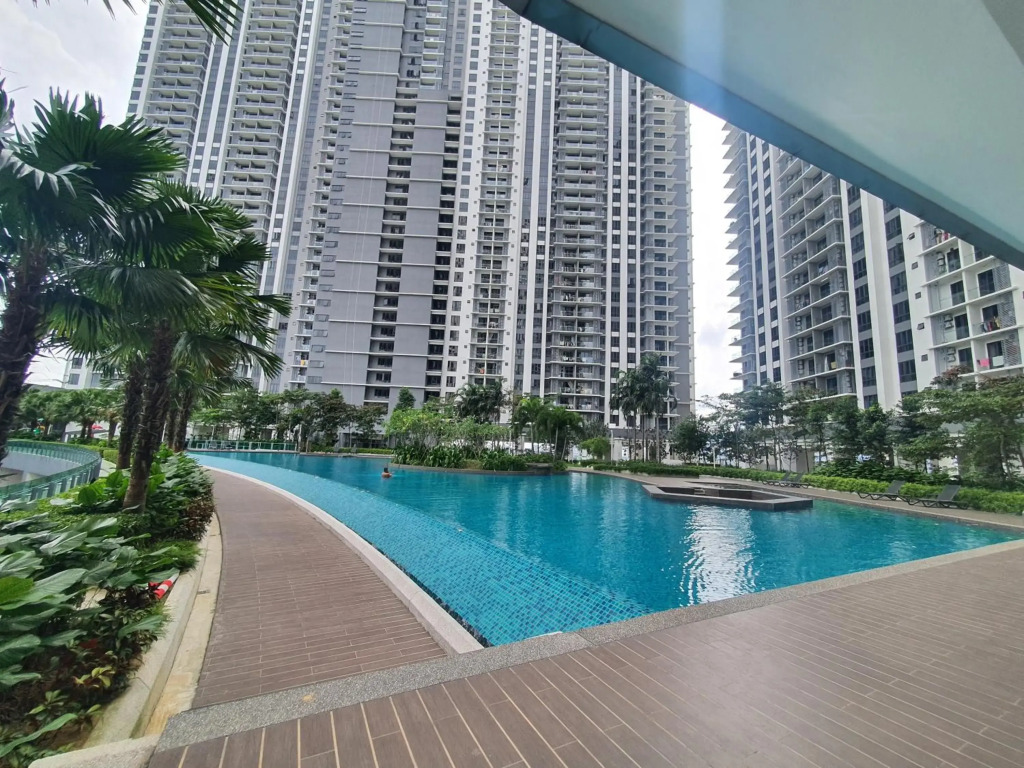 United Point Residence 6 pax Near Mont Kiara Desa Park Kepong