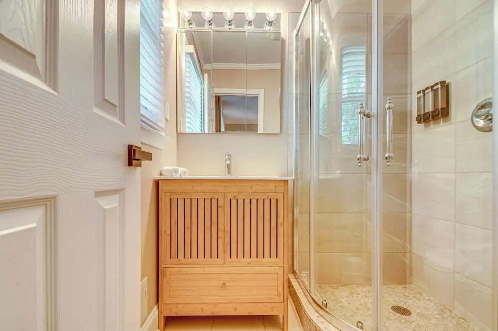 1 Mi to Dtwn Cary: Family Home w/ Spacious Yard