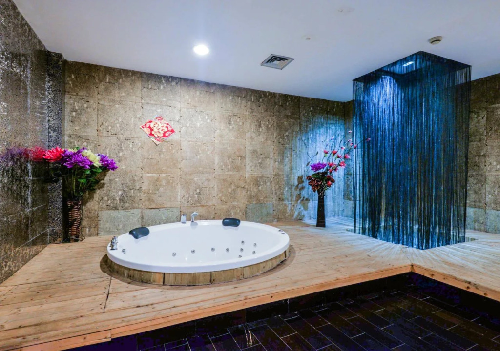 Gangrun East Asia Hotel