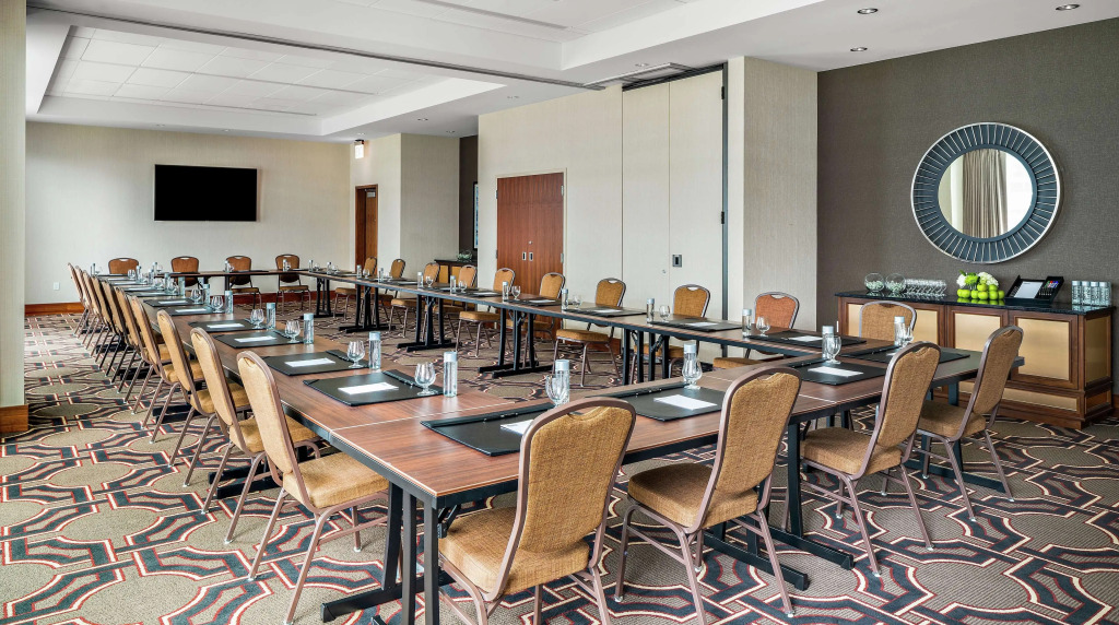Home2 Suites By Hilton Chicago McCormick Place