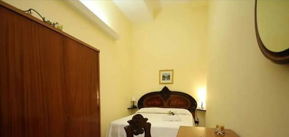 Loggia Holiday