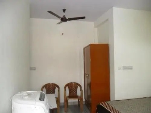 Raghav's Royal Residency