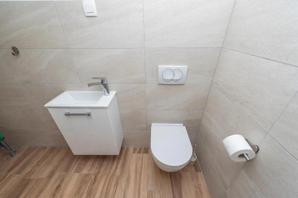 LUXURY APARTMENTS - LA VIR 5& 6