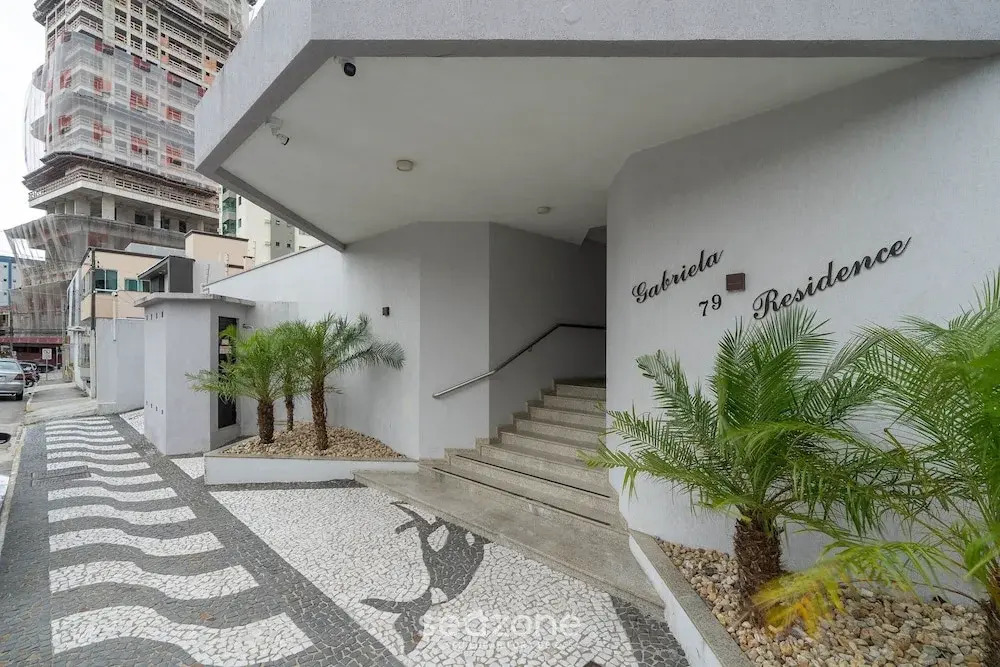 Apt With sea View and Barbecue in Itapema Gbl601
