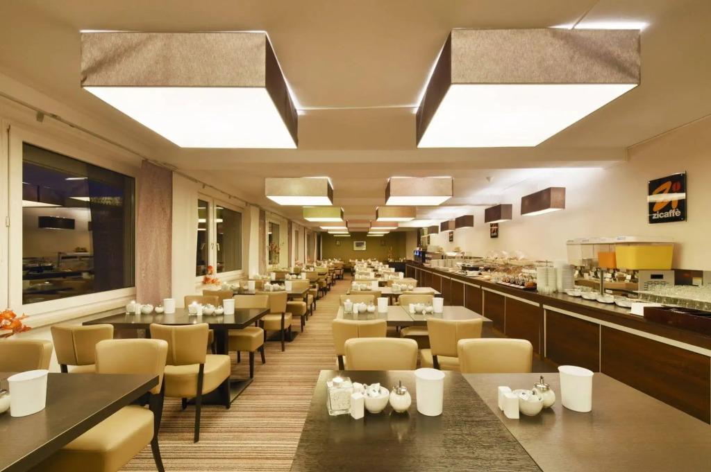 Zi Hotel