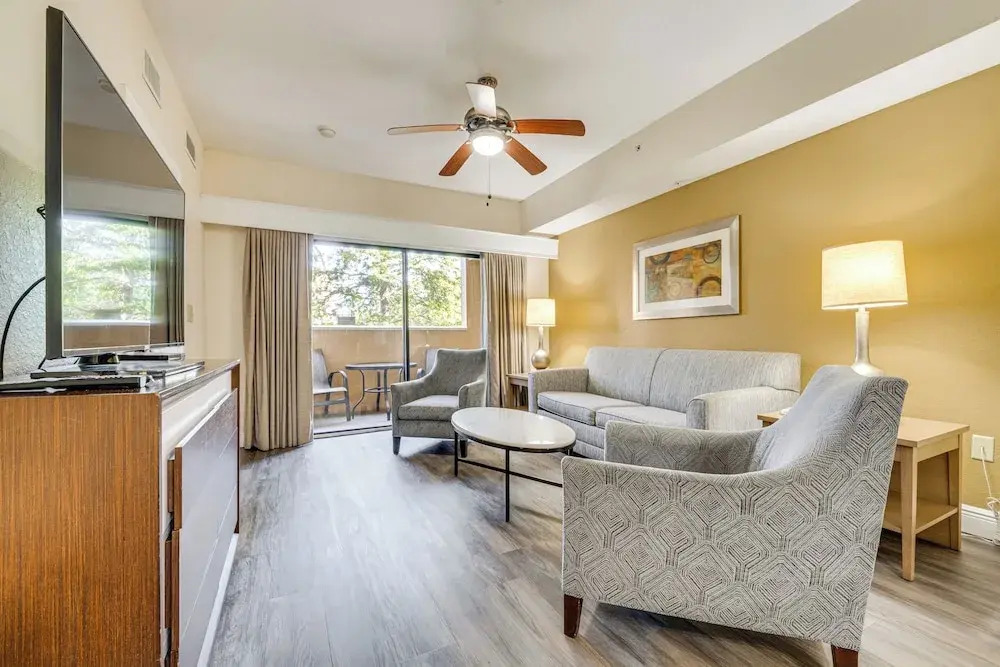 Floridays Resort Condo 11 Mi to Walt Disney World!