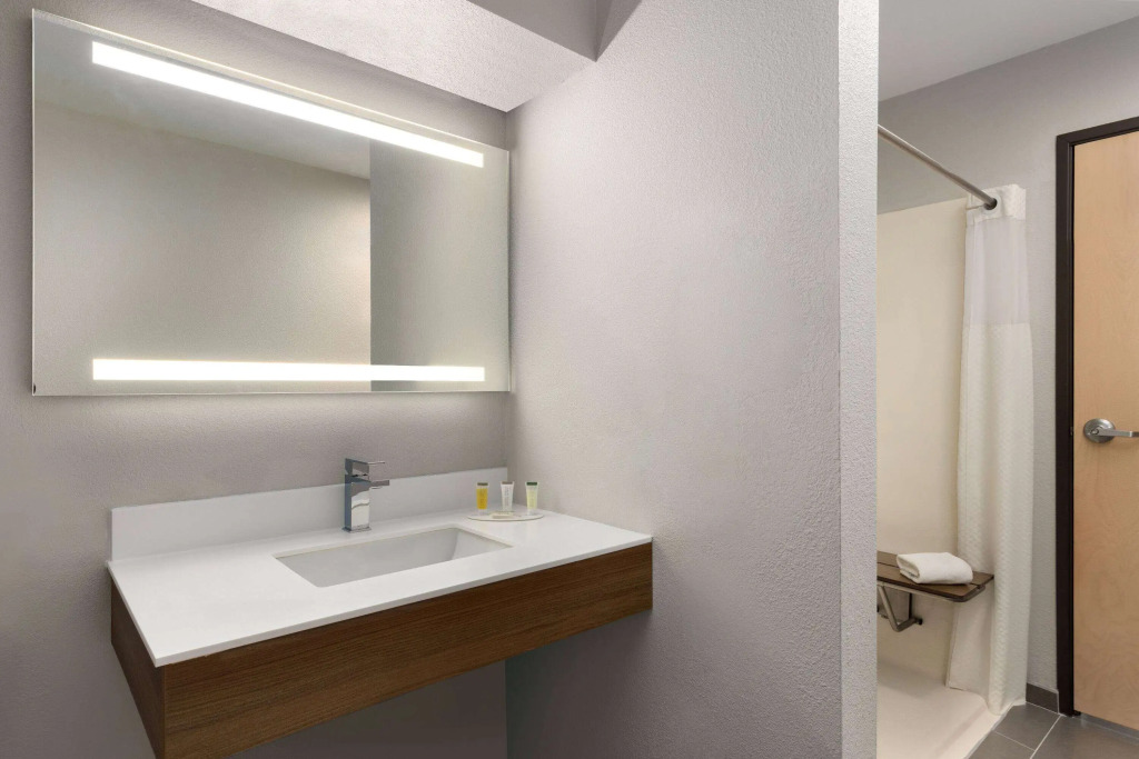 Microtel Inn and Suites Independence