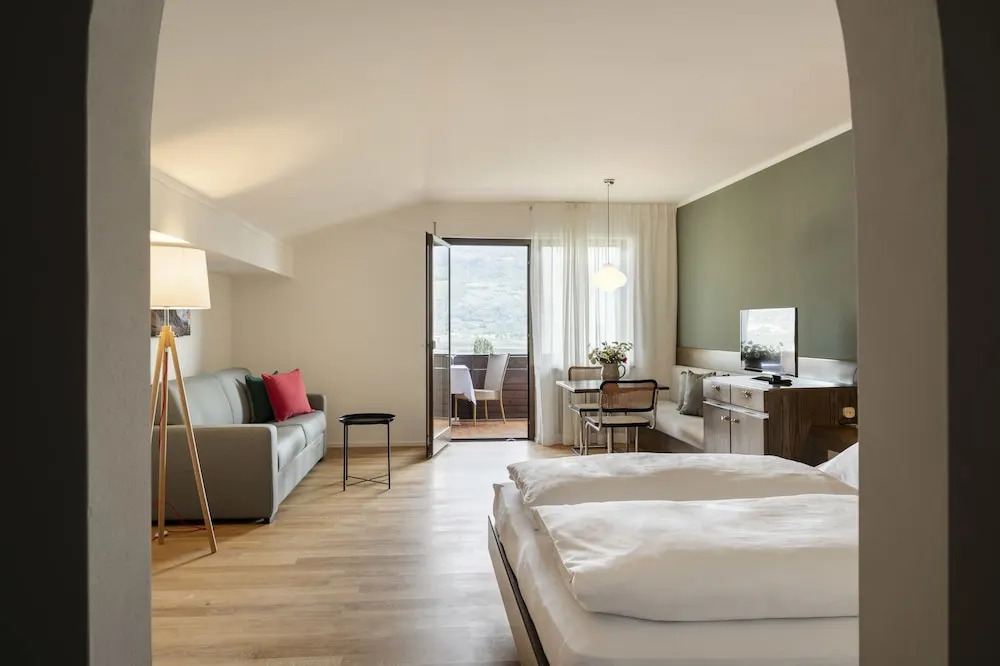 Paulus Apartments
