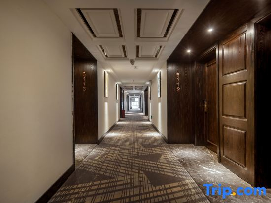 XIsu langmanbuziwenxinshuwumiaijiudianHOTEL