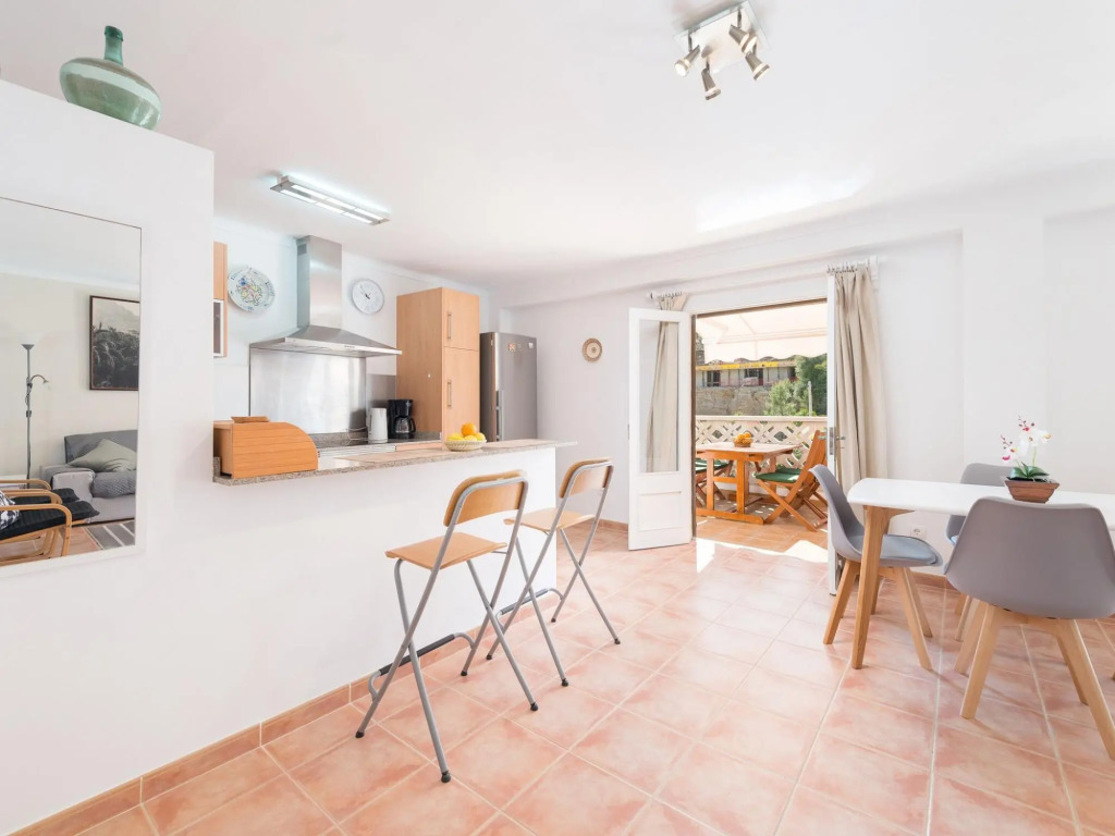 ANTONI CARBONELL SASTRE - Apartment for 4 people in Cala Sant Vicenç (Pollença).