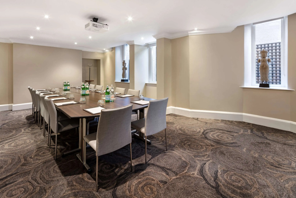 Radisson Blu Hotel, London Tottenham Court Road