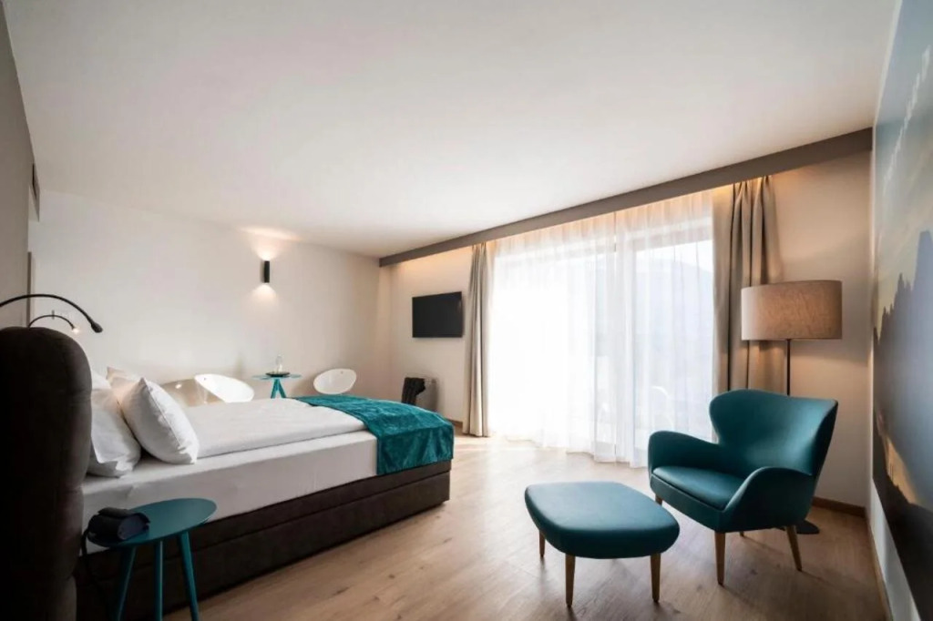 Be Place Adult Friendly Hotel
