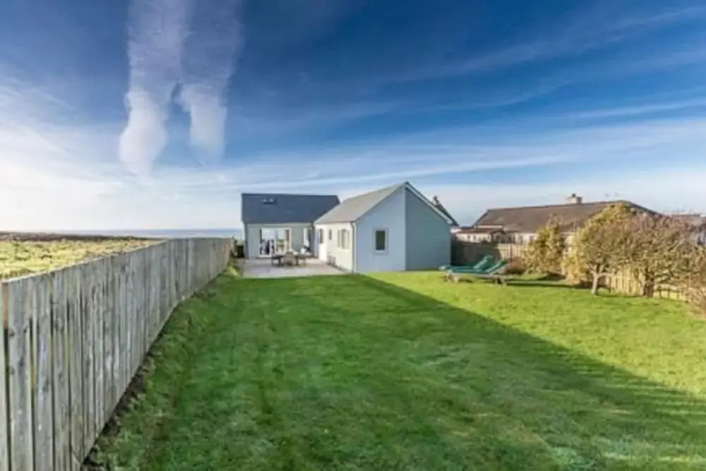 Poldare in Widemouth Bay
