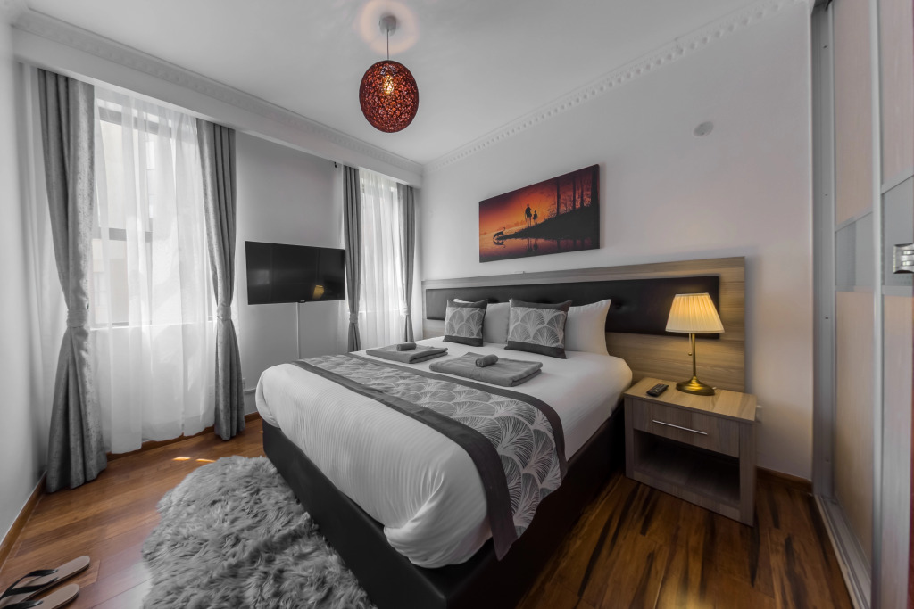 Edmor Residences Riverside