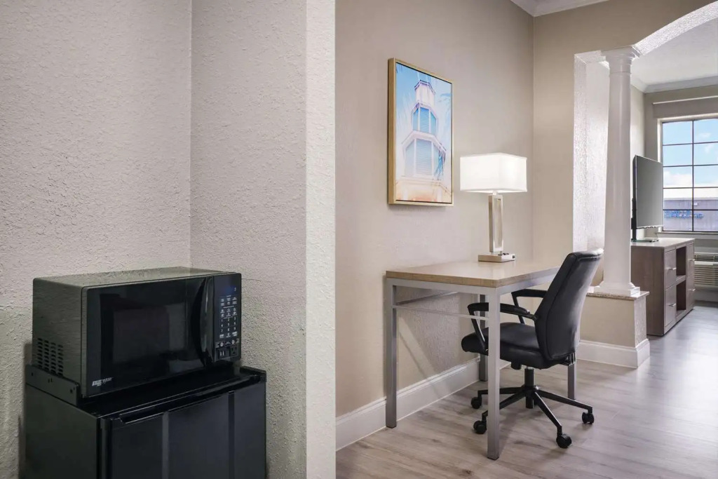 Melrose @ Seabrook, BW Signature Collection by Best Western