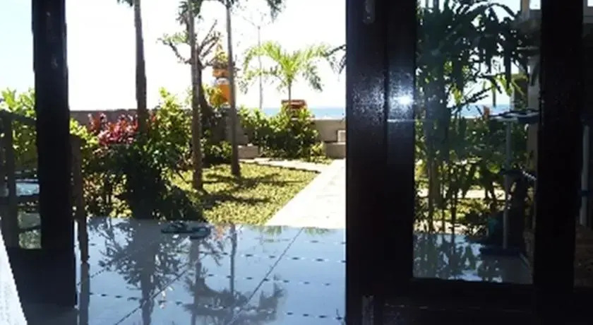 Sunset Coin Beach Homestay Amed