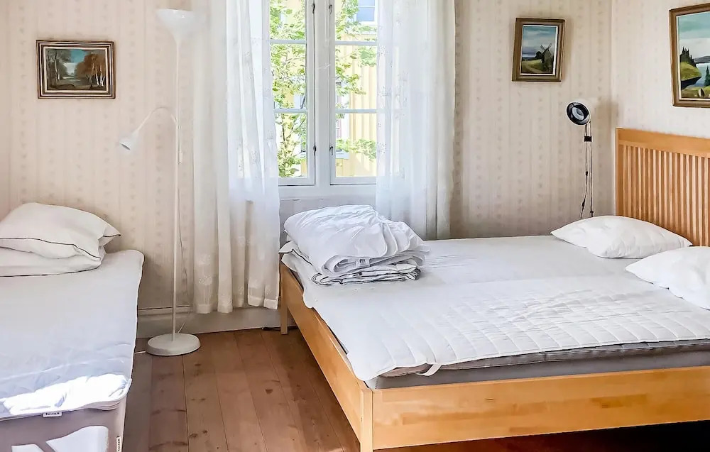 2 Bedroom Beautiful Home In Köpingsvik
