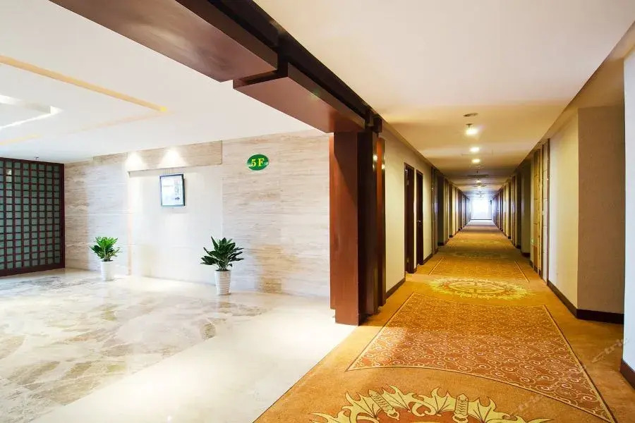Ningbo University Hotel