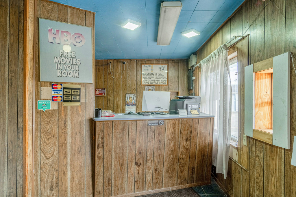 OYO Budget Inn Falfurrias Hwy 281