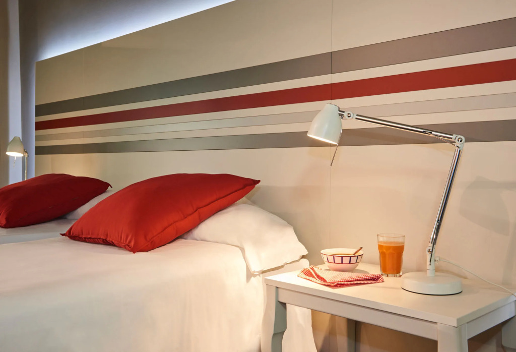 Legazpi Doce Rooms & Suites