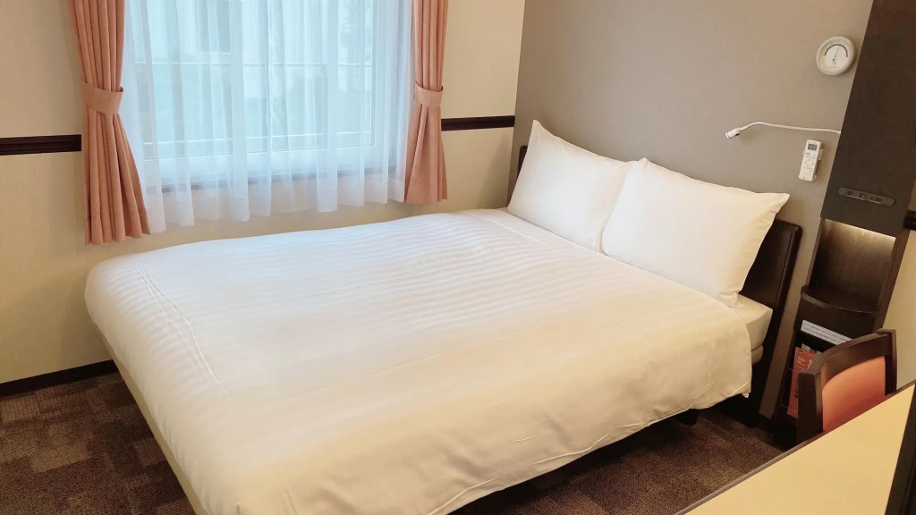 Toyoko Inn Shin-osaka Higashi-mikuni Ekimae