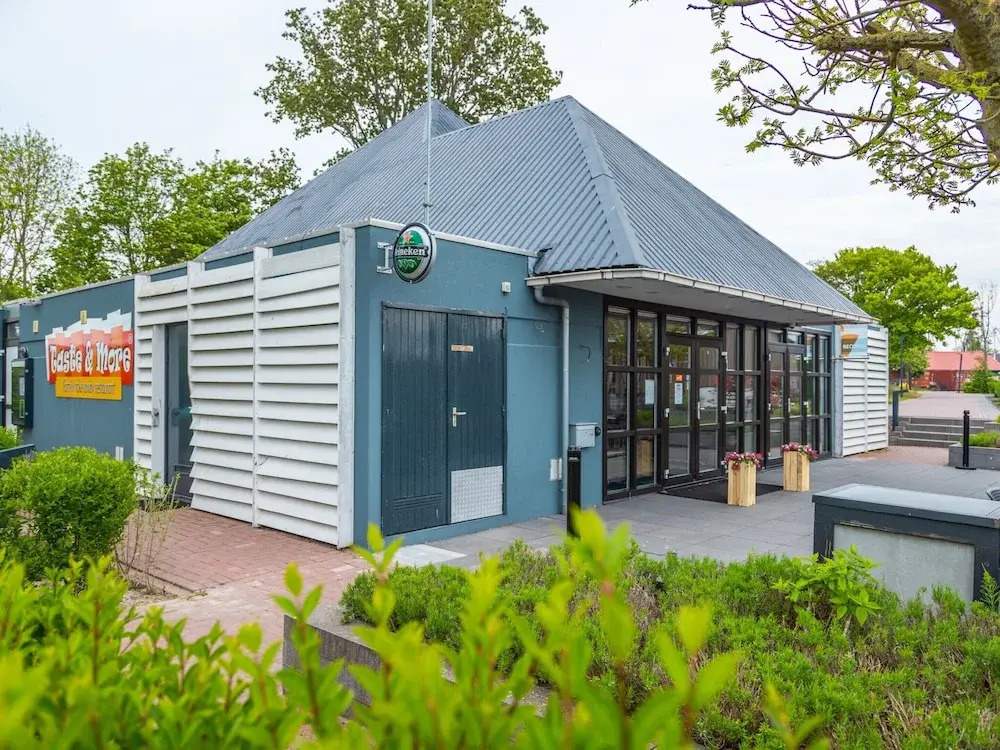 Modern Chalet Located on the Markermeer