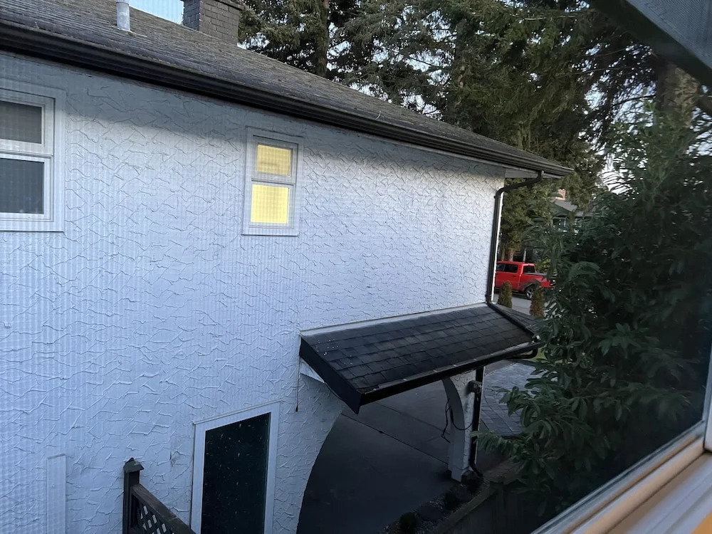Quite House near the Vancouver Airport