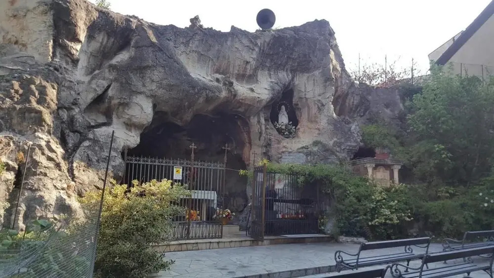 Monolocale Centrale Zona Parco Santuario