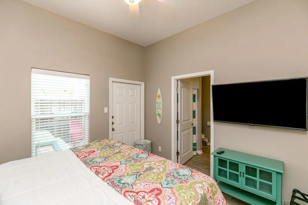 15233 Beach Way Drive Townhome