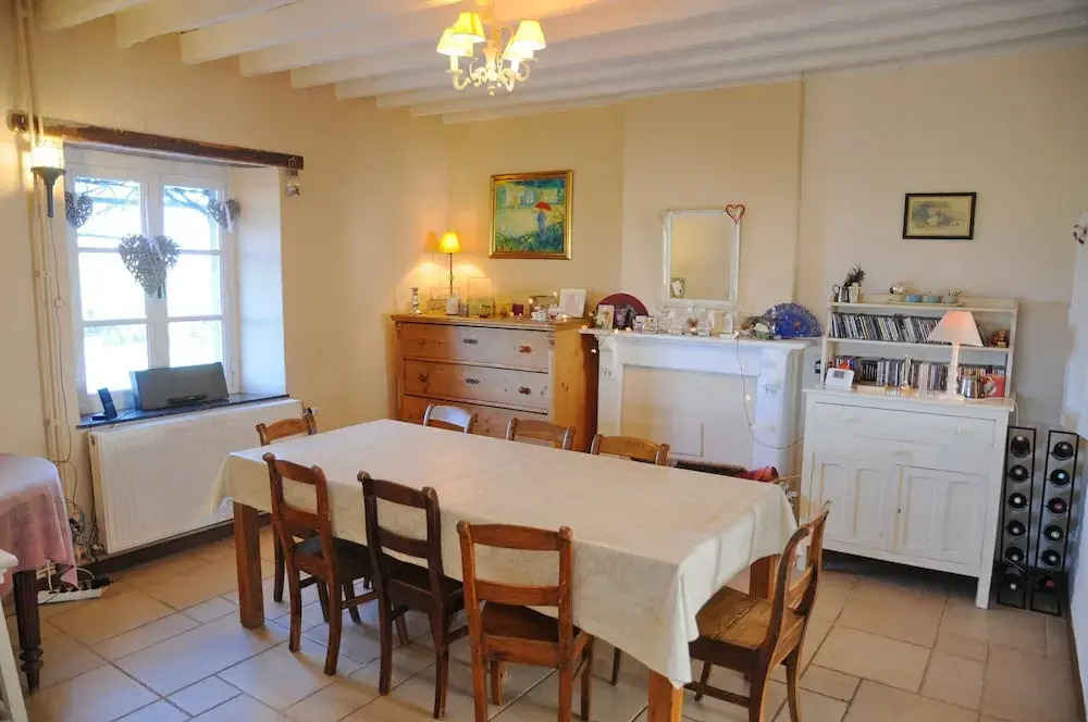 Pleasant Fermette with Outdoor Swimming Pool near Durbuy