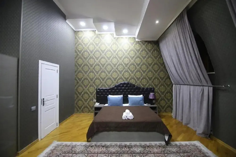 Pilot Baku Hotel